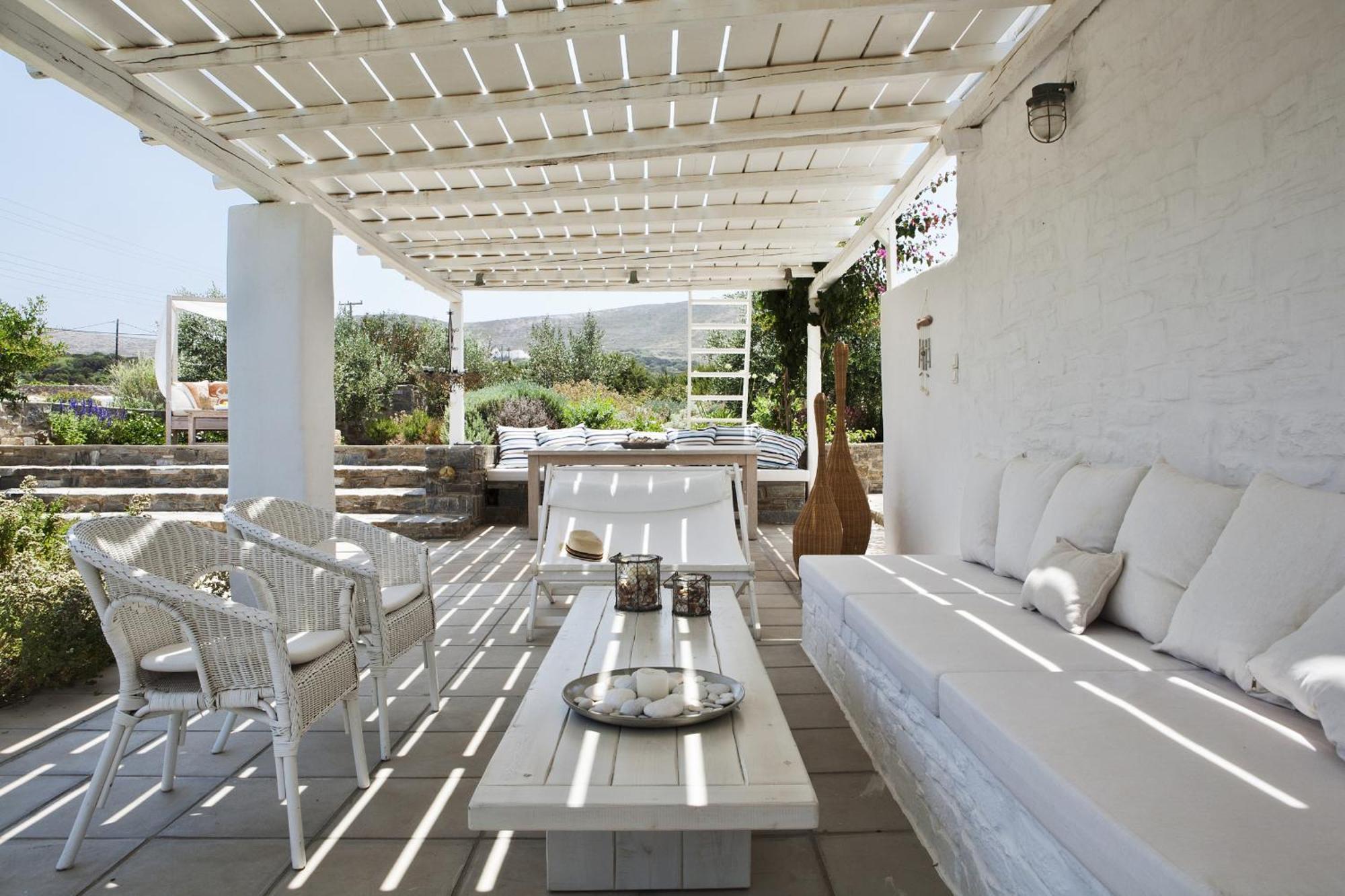 Sea Holiday With Panoramic Views Over Naoussa Bay Páros